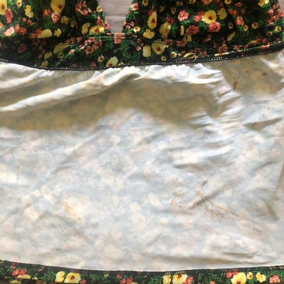 Swimsuit top bundle: guess and merona - Picture 2 of 8